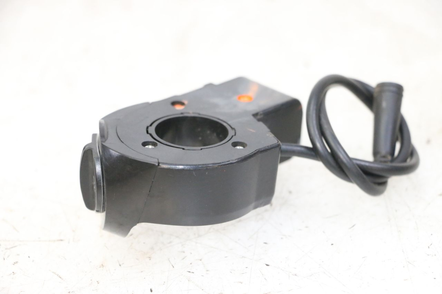 photo de LEFT SWITCH URBANGLIDE E-CROSS PRO 1