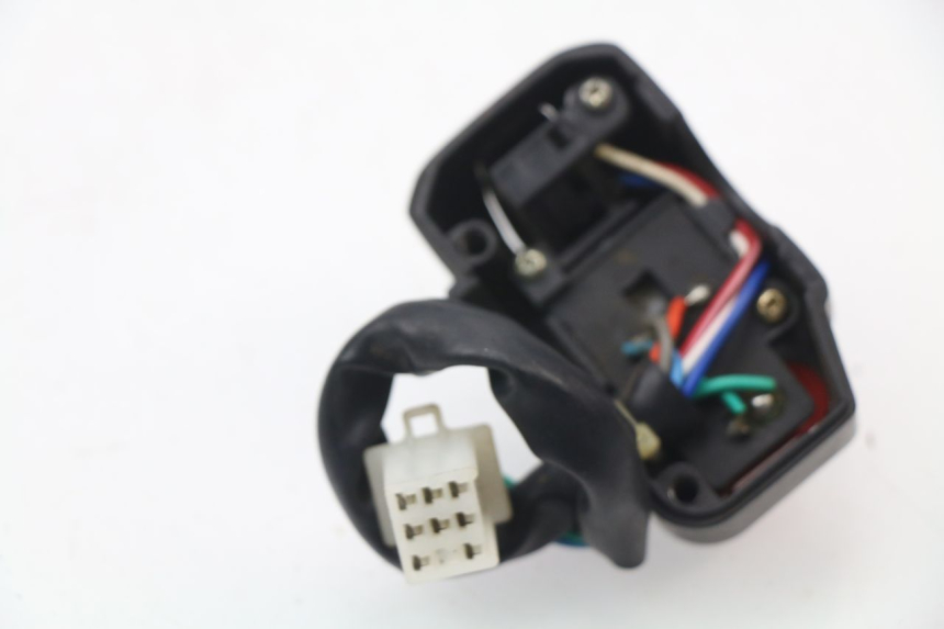 photo de LEFT SWITCH BAOTIAN EAGLE 50 (2009 - 2011) - Component detail