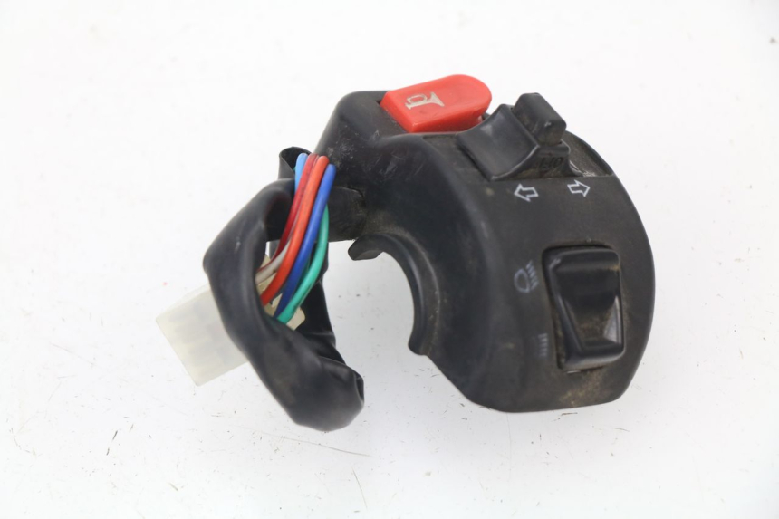 photo de LEFT SWITCH BAOTIAN EAGLE 50 (2009 - 2011) - Zoom on usage condition