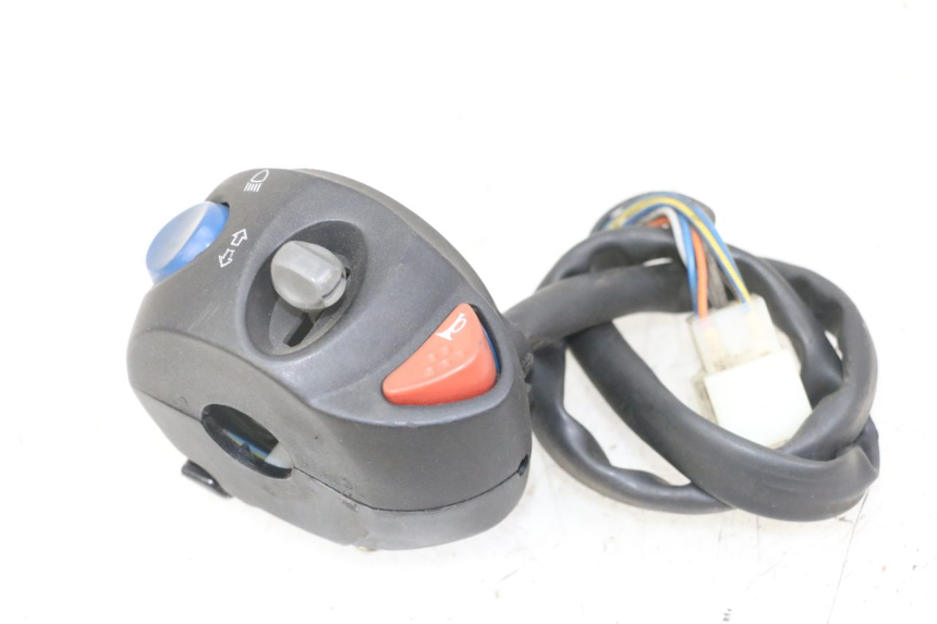 photo de LEFT SWITCH PEUGEOT ELYSTAR 125 (2002 - 2007)