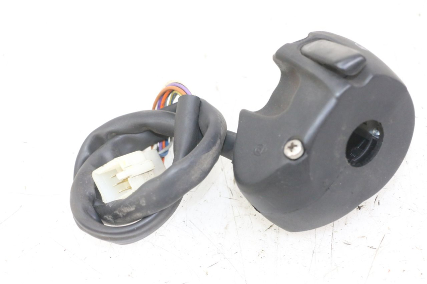 photo de LEFT SWITCH PEUGEOT ELYSTAR 125 (2002 - 2007)