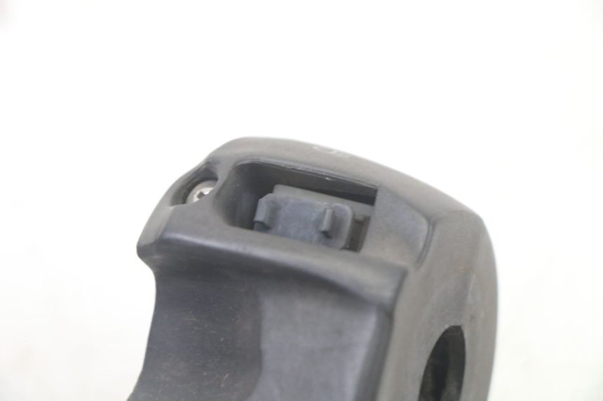 photo de LEFT HANDLEBAR SWITCH PEUGEOT ELYSTAR 50 (2002 - 2014)