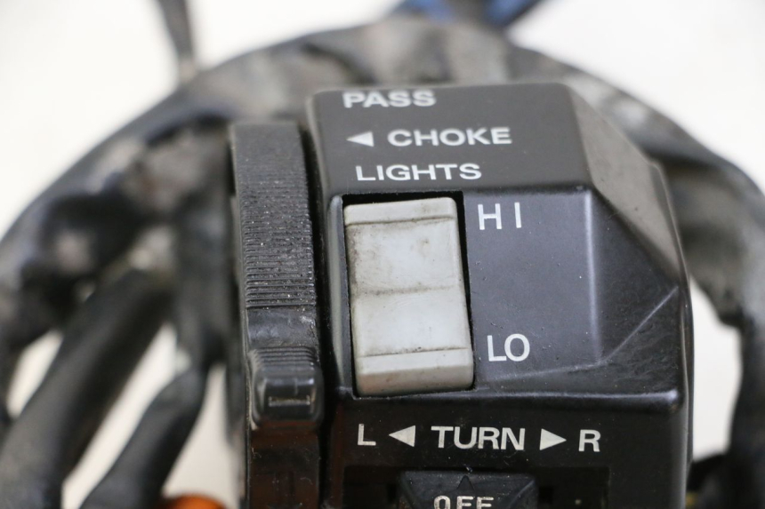 photo de LEFT SWITCH YAMAHA FJ 36Y 1100 (1984 - 1985)