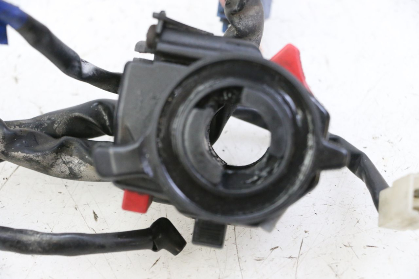photo de LEFT SWITCH YAMAHA FJ 36Y 1100 (1984 - 1985)