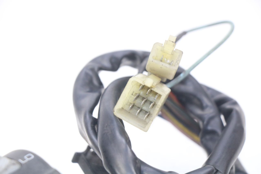 photo de LEFT HANDLEBAR SWITCH YAMAHA FJ 3CX 1200 (1986 - 1996)