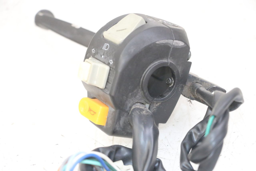 photo de LEFT SWITCH VENESI FLY RETRO 4T 50 (2020 - 2025)