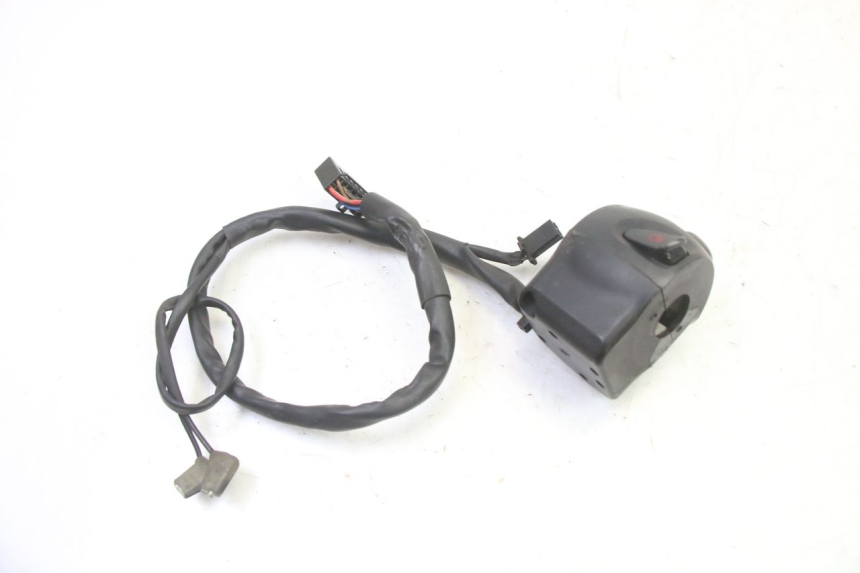 photo de LEFT SWITCH YAMAHA FZ6 FAZER S2 600 (2007 - 2011)