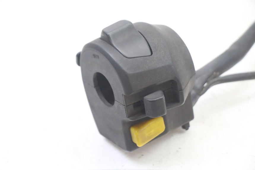 photo de LEFT SWITCH GILERA NEXUS 300 (2008 - 2013)