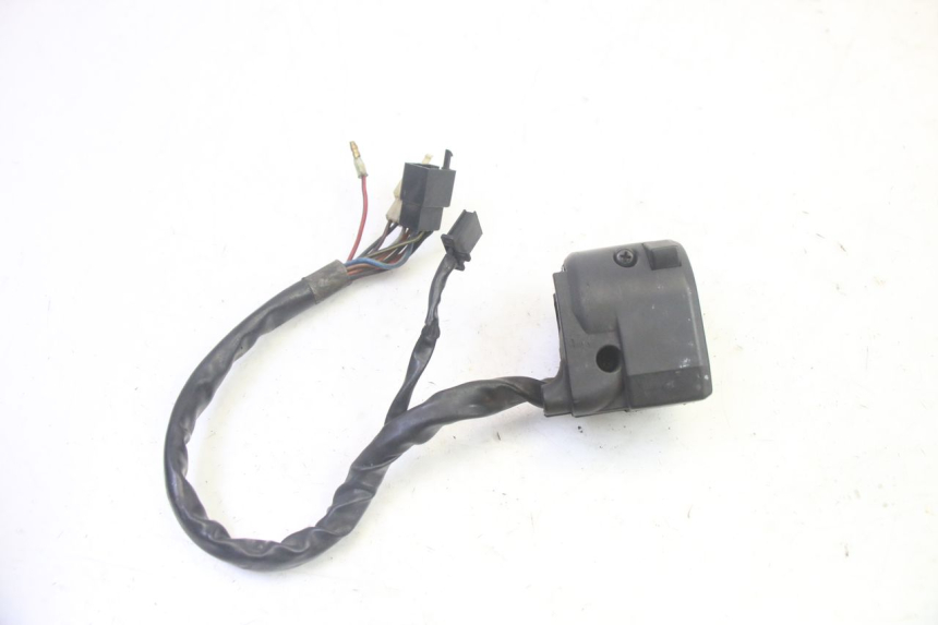 photo de LEFT SWITCH KAWASAKI GPZ RX 1000 (1986 - 1988) - Surface and material condition