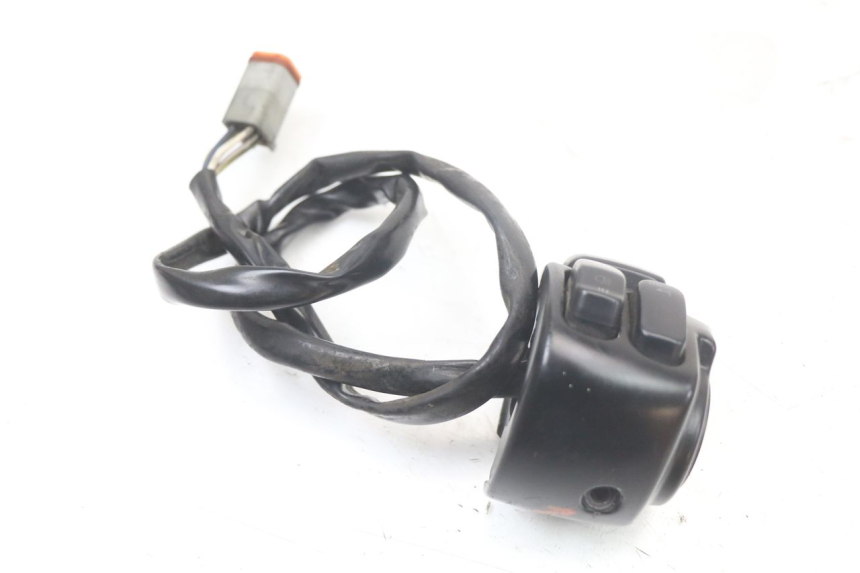 photo de LEFT SWITCH HARLEY DAVIDSON SPORTSTER XL CUSTOM 883 (1999 - 2006)