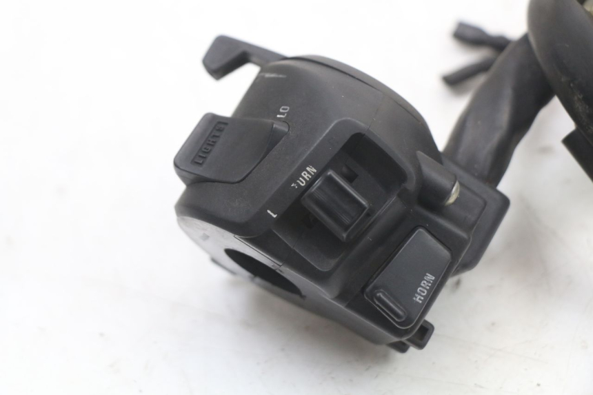 photo de LEFT SWITCH HONDA CBR F 1000 (1993 - 1996)