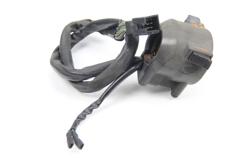 photo de LEFT SWITCH HONDA CBR F SC21 1000 (1986 - 1992)