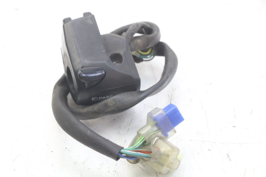 photo de LEFT HANDLEBAR SWITCH HONDA FORZA 125 (2015 - 2016)