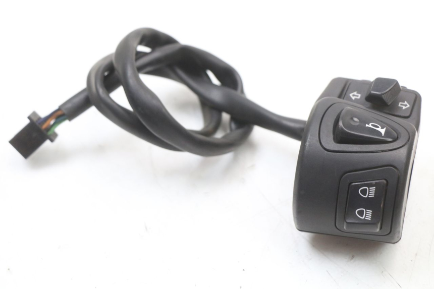 photo de LEFT SWITCH HONDA PCX (JF28) 125 (2009 - 2011)