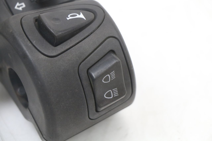 photo de LEFT HANDLEBAR SWITCH HONDA PCX (JF47) 125 (2012 - 2013)