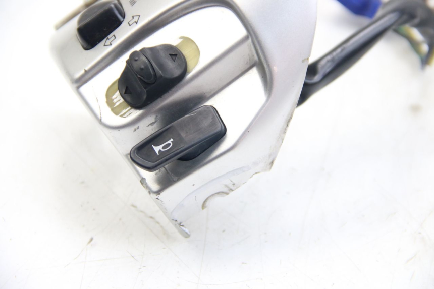 photo de LEFT HANDLEBAR SWITCH YAMAHA HW XENTER 125 (2011 - 2017)