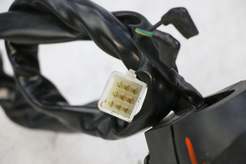 photo de LEFT SWITCH SYM JOYMAX 125 (2010 - 2017)