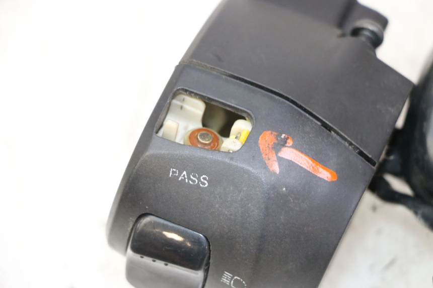 photo de LEFT SWITCH SYM JOYMAX 125 (2010 - 2017)