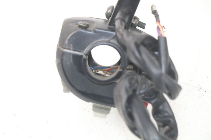 photo de LEFT SWITCH RIDE JUMP 2T 50 (2012 - 2017)