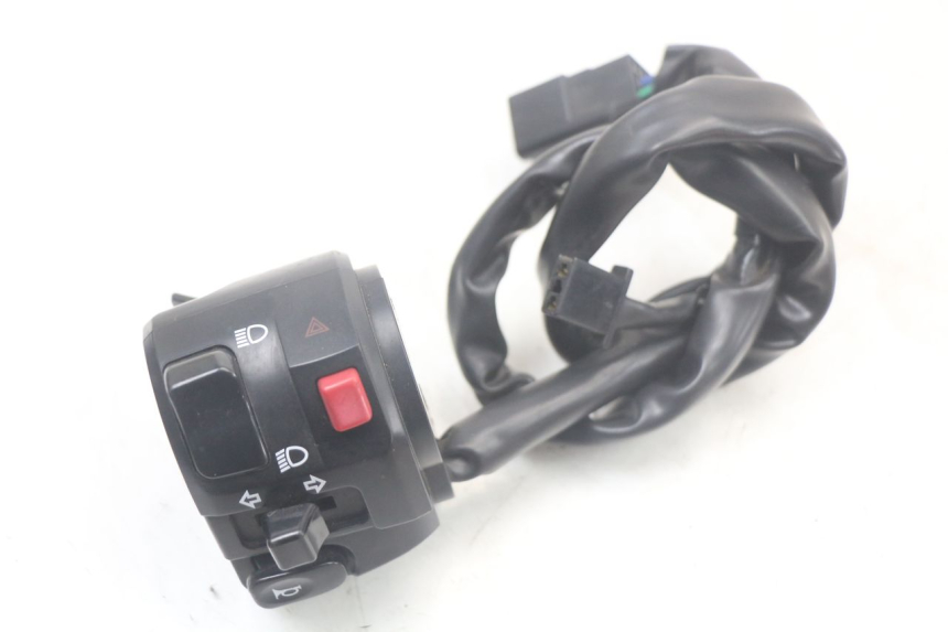 photo de LEFT HANDLEBAR SWITCH KAWASAKI VERSYS ABS 650 (2015 - 2018)