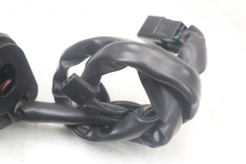 photo de LEFT HANDLEBAR SWITCH KAWASAKI VERSYS ABS 650 (2015 - 2018)