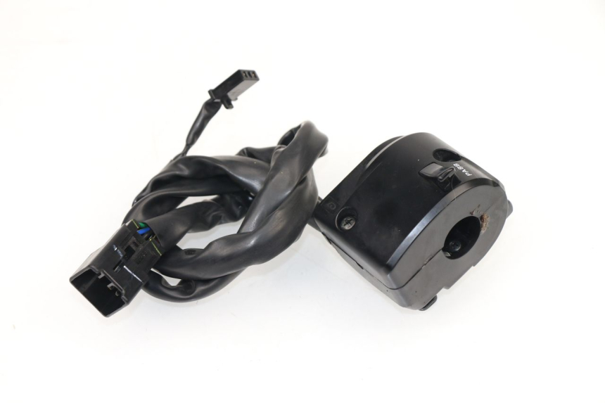 photo de LEFT HANDLEBAR SWITCH KAWASAKI VERSYS ABS 650 (2015 - 2018)