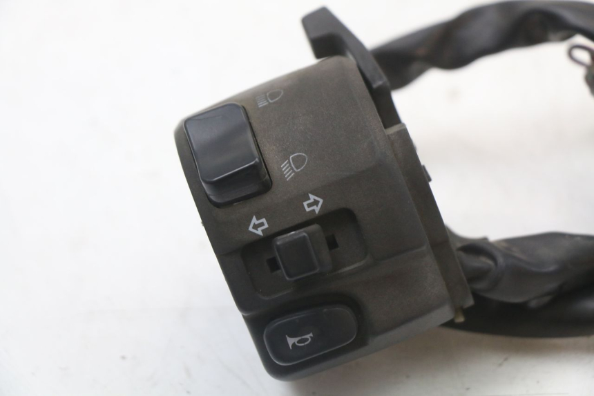 photo de LEFT SWITCH KAWASAKI ZR7 ZR-7 S 750 (1999 - 2004)