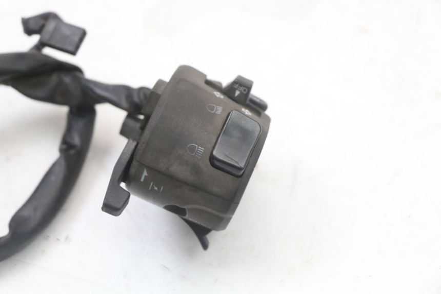 photo de LEFT SWITCH KAWASAKI ZR7 ZR-7 S 750 (1999 - 2004)