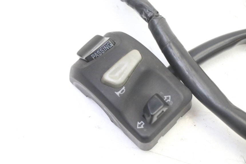 photo de LEFT SWITCH PEUGEOT KISBEE 2T 50 (2018 - 2022)