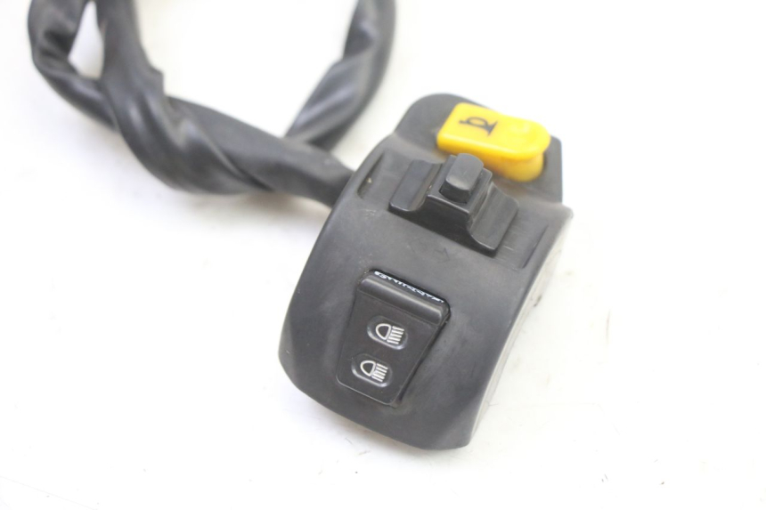 photo de LEFT HANDLEBAR SWITCH PEUGEOT KISBEE 2T 50 (2010 - 2017)