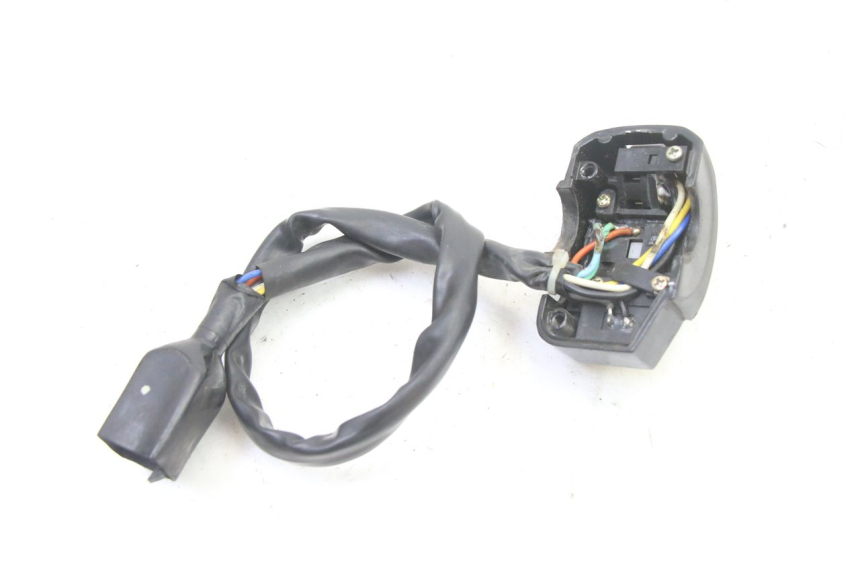 photo de LEFT HANDLEBAR SWITCH PEUGEOT KISBEE 2T 50 (2010 - 2017)