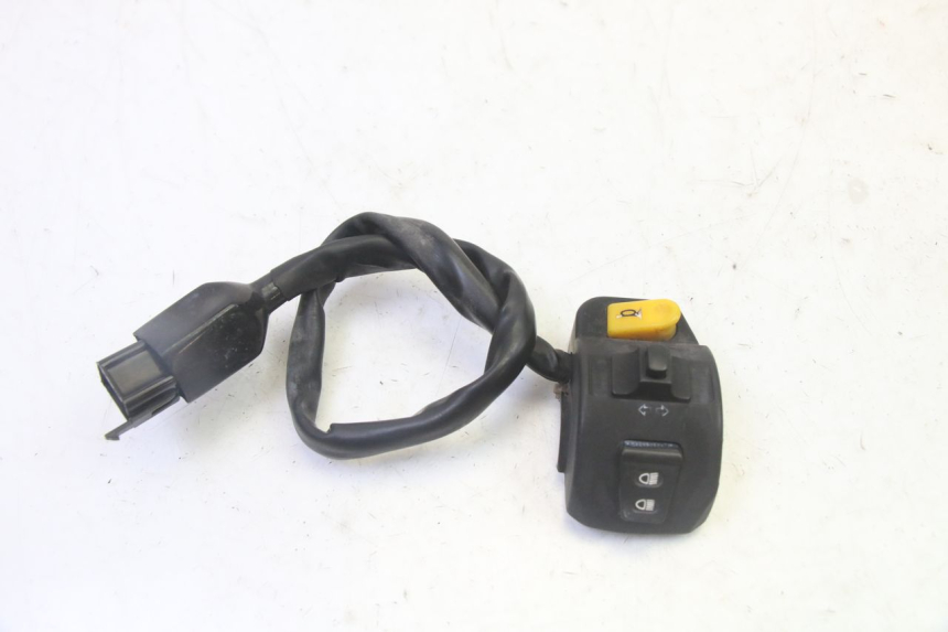 photo de LEFT HANDLEBAR SWITCH PEUGEOT KISBEE 2T 50 (2010 - 2017)
