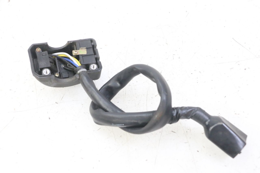 photo de LEFT HANDLEBAR SWITCH PEUGEOT KISBEE 4T 50 (2018 - 2022)