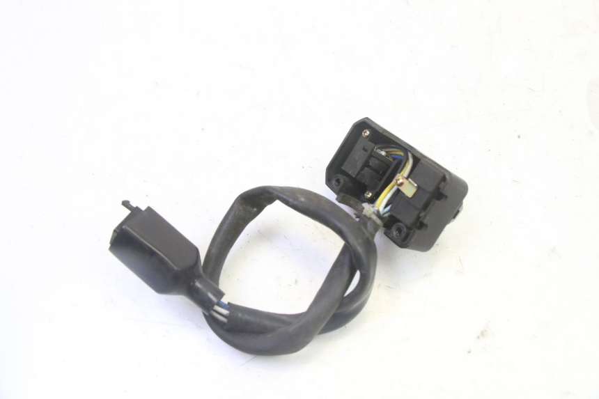 photo de LEFT HANDLEBAR SWITCH PEUGEOT KISBEE 4T 50 (2018 - 2022)
