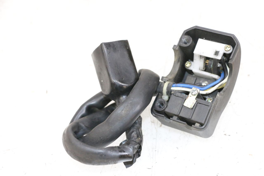 photo de LEFT HANDLEBAR SWITCH PEUGEOT KISBEE 4T 50 (2010 - 2017) - Alternative perspective