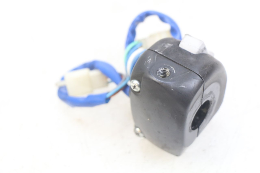 photo de LEFT HANDLEBAR SWITCH KYMCO AGILITY 16+ 4T 50 (2018 - 2023)