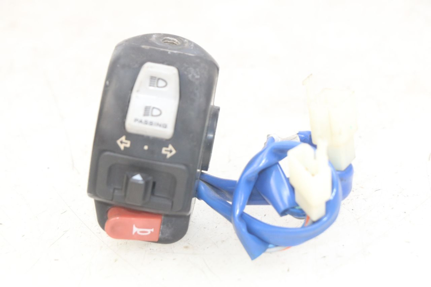 photo de LEFT HANDLEBAR SWITCH KYMCO AGILITY 16+ 4T 50 (2018 - 2023)