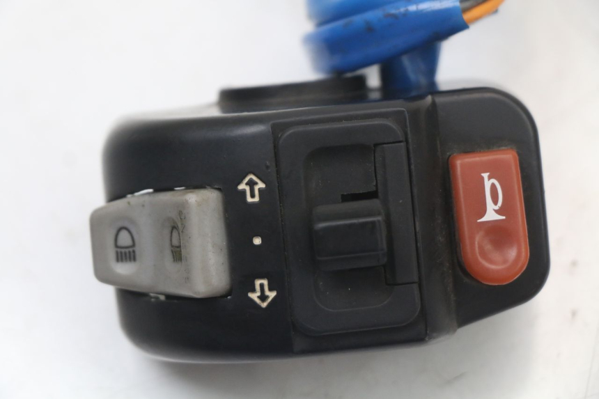 photo de LEFT SWITCH KYMCO AGILITY PREMIUM 50 (2007 - 2010)