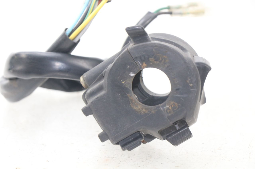 photo de LEFT HANDLEBAR SWITCH KYMCO DINK 4T 50 (2007 - 2018)