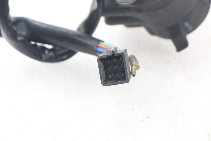 photo de LEFT HANDLEBAR SWITCH KYMCO DINK 4T 50 (2007 - 2018)