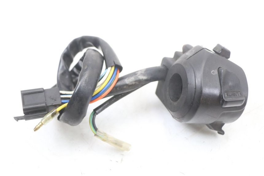 photo de LEFT HANDLEBAR SWITCH KYMCO DINK 4T 50 (2007 - 2018)