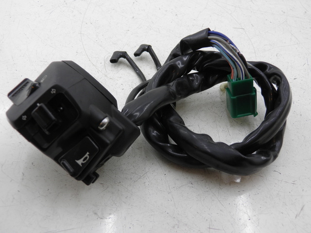 photo de LEFT SWITCH KYMCO QUANNON NAKED 125 (2010)