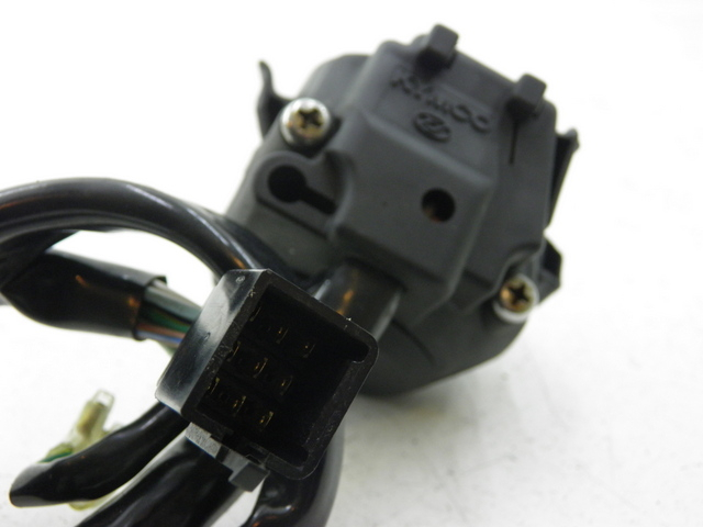 photo de LEFT SWITCH KYMCO XCITING RI ABS 500 (2010)