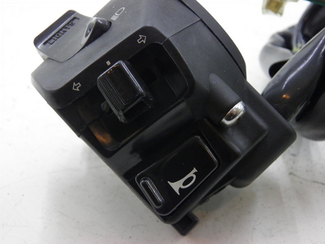 photo de LEFT SWITCH KYMCO XCITING RI ABS 500 (2010)