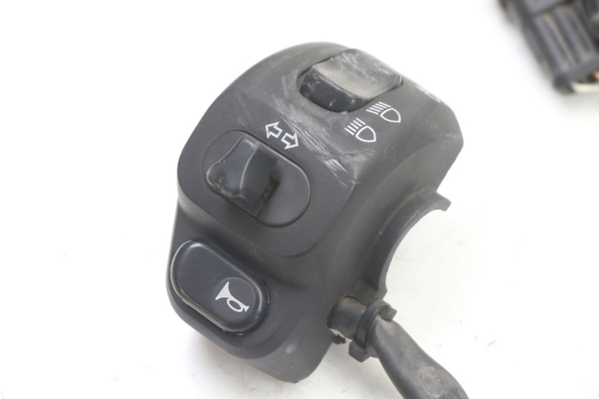 photo de LEFT SWITCH LIGIER PULSE 3 1 (2014 - 2020)