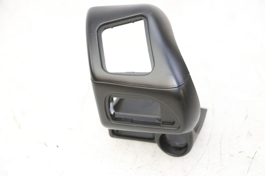 photo de LEFT SWITCH PIAGGIO MP3 HPE 310 (2024 - 2025)