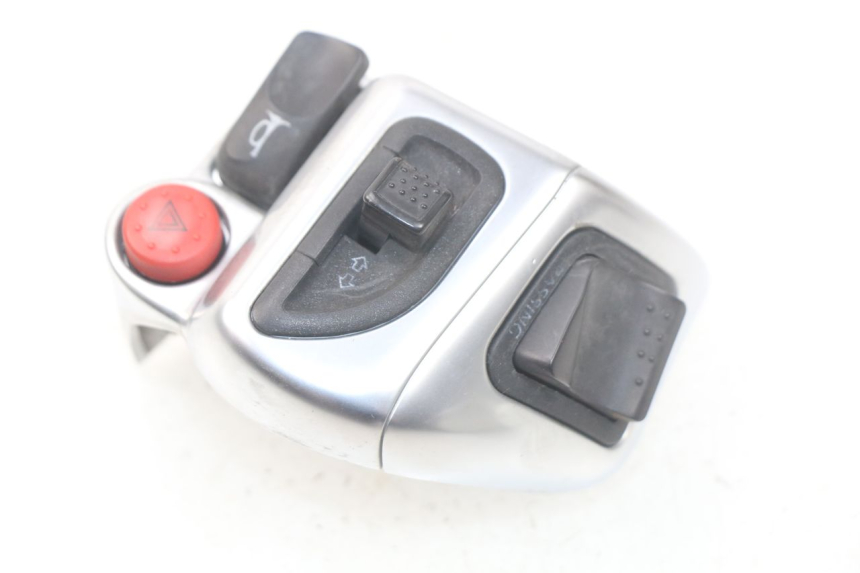 photo de LEFT HANDLEBAR SWITCH PIAGGIO MP3 LT 400 (2007 - 2012)