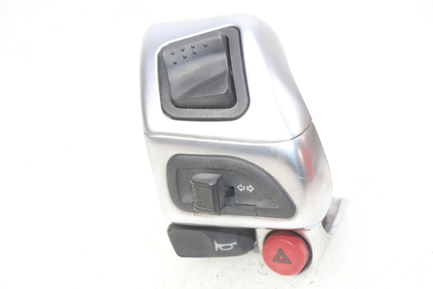 photo de LEFT HANDLEBAR SWITCH PIAGGIO MP3 LT 300 (2010 - 2016)