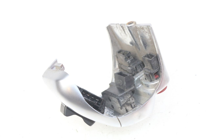 photo de LEFT HANDLEBAR SWITCH PIAGGIO MP3 LT 300 (2010 - 2016)