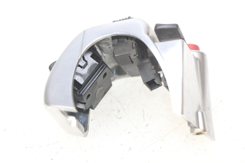 photo de LEFT HANDLEBAR SWITCH PIAGGIO MP3 LT 300 (2010 - 2016)